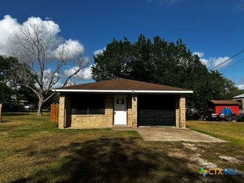 Photo of 122 Rosa Street, Edna, TX 77957 (MLS # 611668)