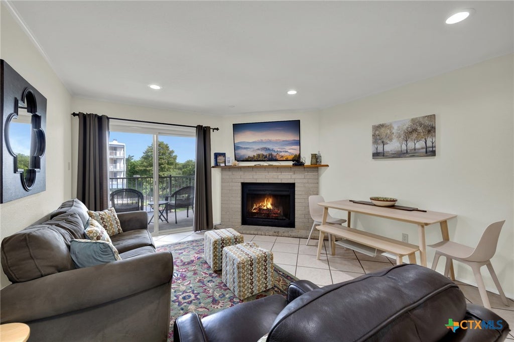 Photo of 500 N Market Avenue #105, New Braunfels, TX 78130 (MLS # 618037)