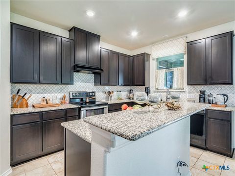 Photo of 813 Foxtail Run, San Marcos, TX 78666 (MLS # 613689)