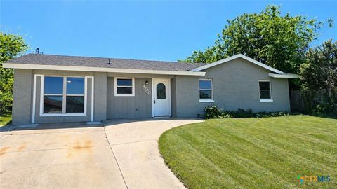 Photo of 803 Kielman Drive, Copperas Cove, TX 76522 (MLS # 610228)