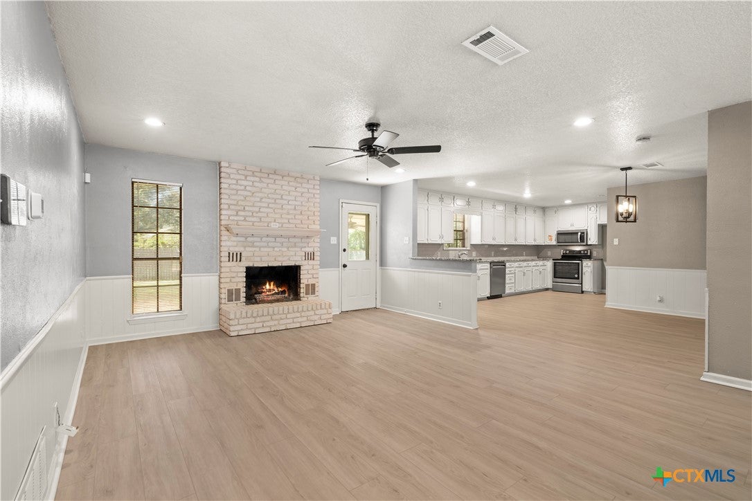 4113 Fox Trail