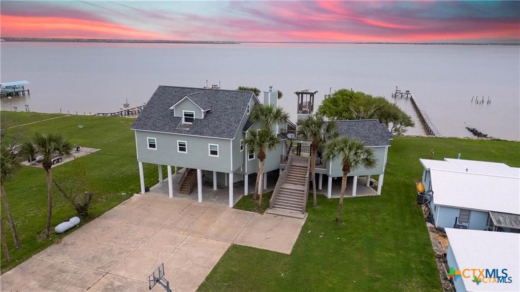 Photo of 870 County Road 307, Port Lavaca, TX 77979 (MLS # 611371)