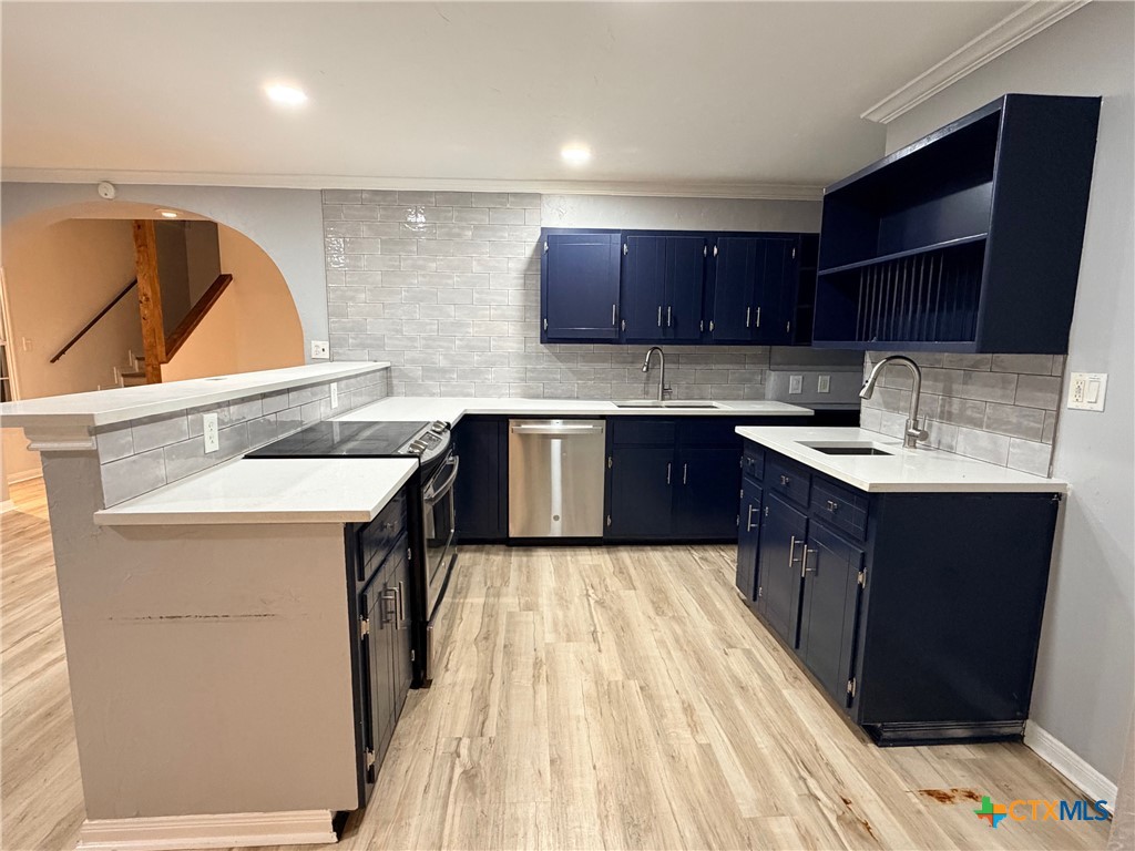 425 Woodland Point Road