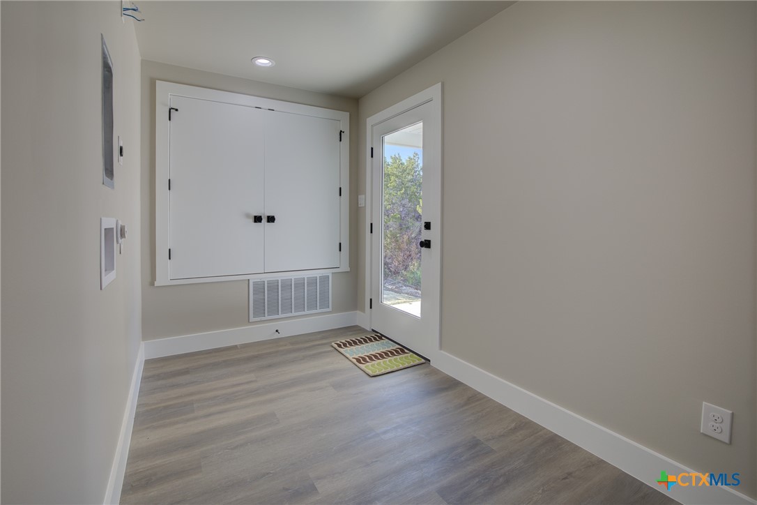 Canyon Lake, Texas 78133, United States, 3 Bedrooms Bedrooms, ,2 BathroomsBathrooms,Residential,Active,10556