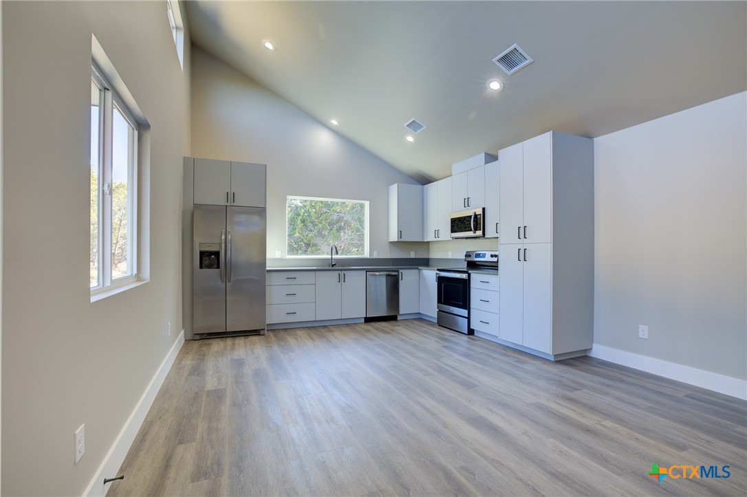 Canyon Lake, Texas 78133, United States, 3 Bedrooms Bedrooms, ,2 BathroomsBathrooms,Residential,Active,10556