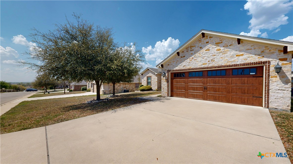 109 Walter Way