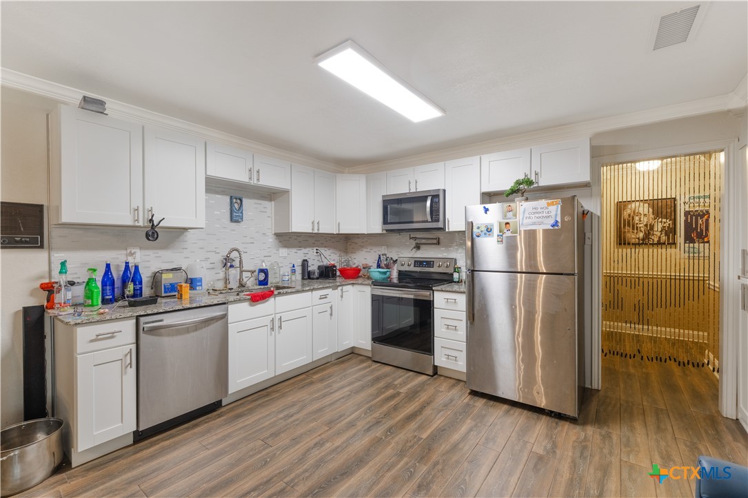 3300 Birchwood Drive