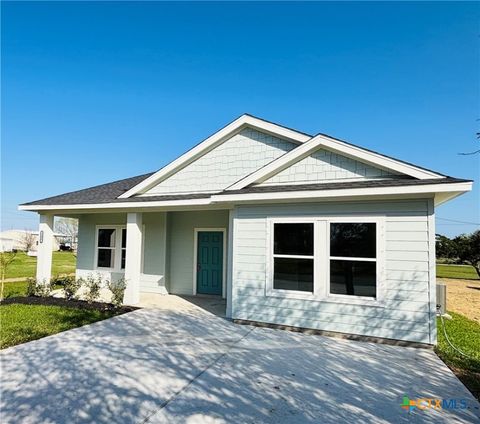 195 Bayview Palacios TX 77465