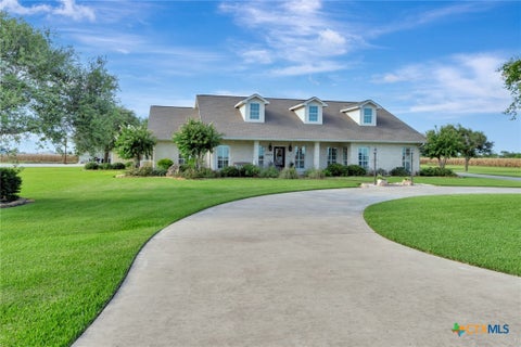 Photo of 444 County Road 237, Ganado, TX 77962 (MLS # 626831)