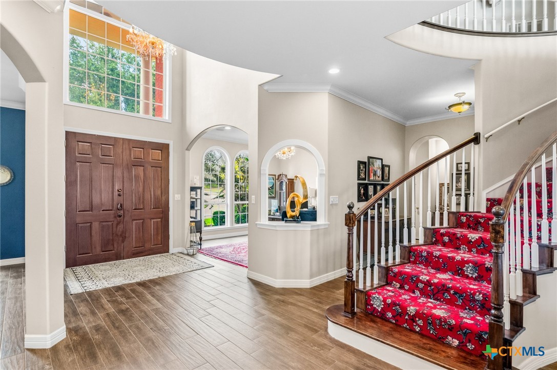 306 Creekridge Drive
