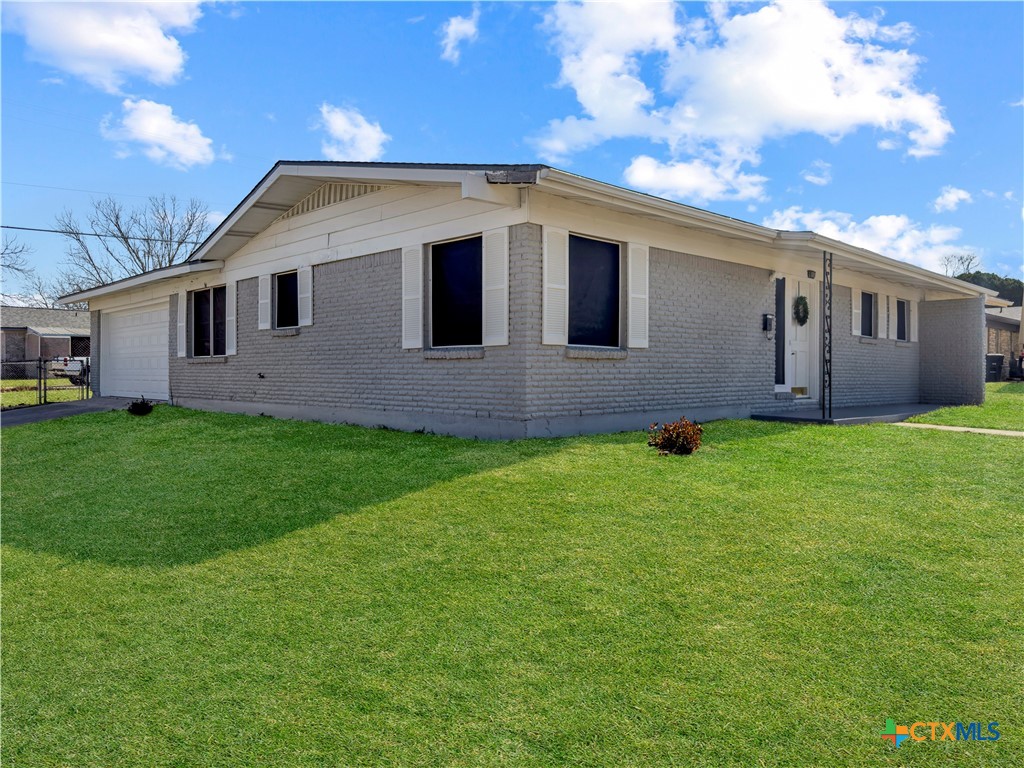 1200 Chippendale Drive