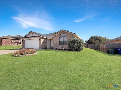 Photo of 504 Redbud Drive, Copperas Cove, TX 76522 (MLS # 598915)