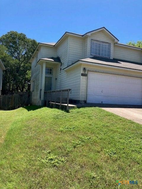 Photo of 843 Sagewood Trail, San Marcos, TX 78666 (MLS # 601177)