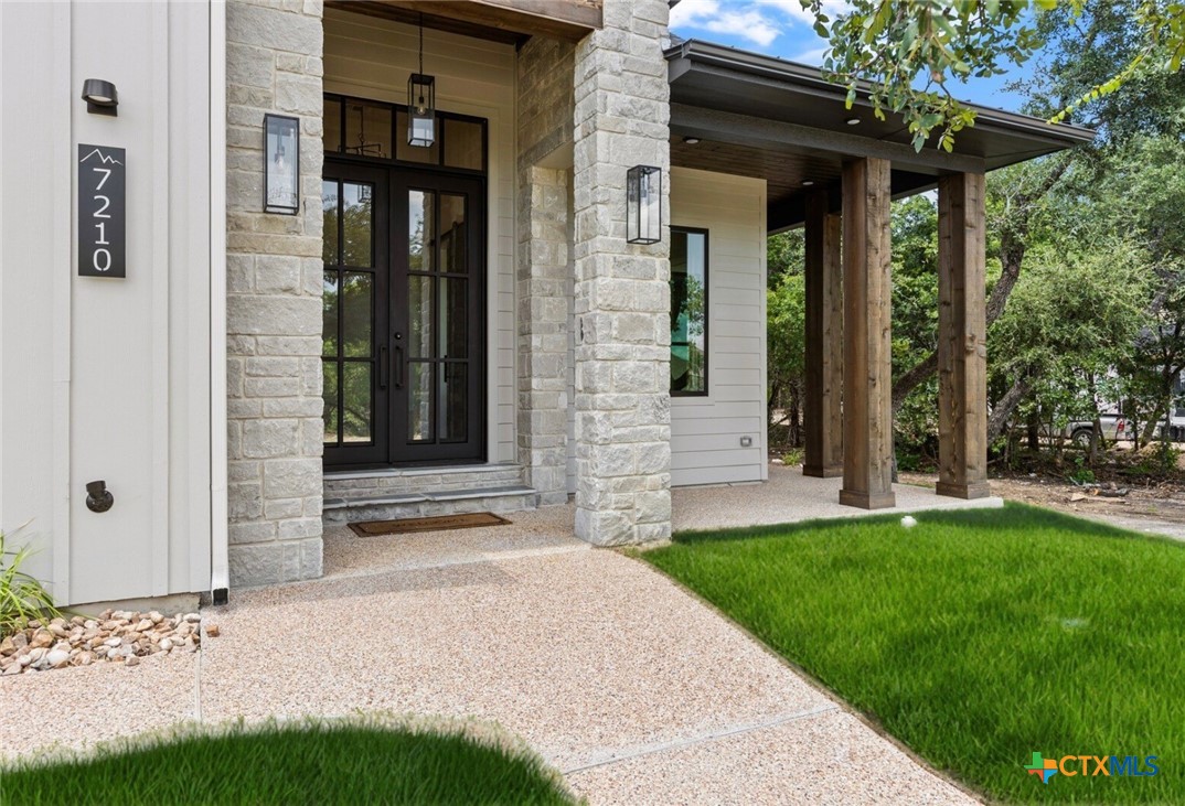 7210 Castlerock Drive