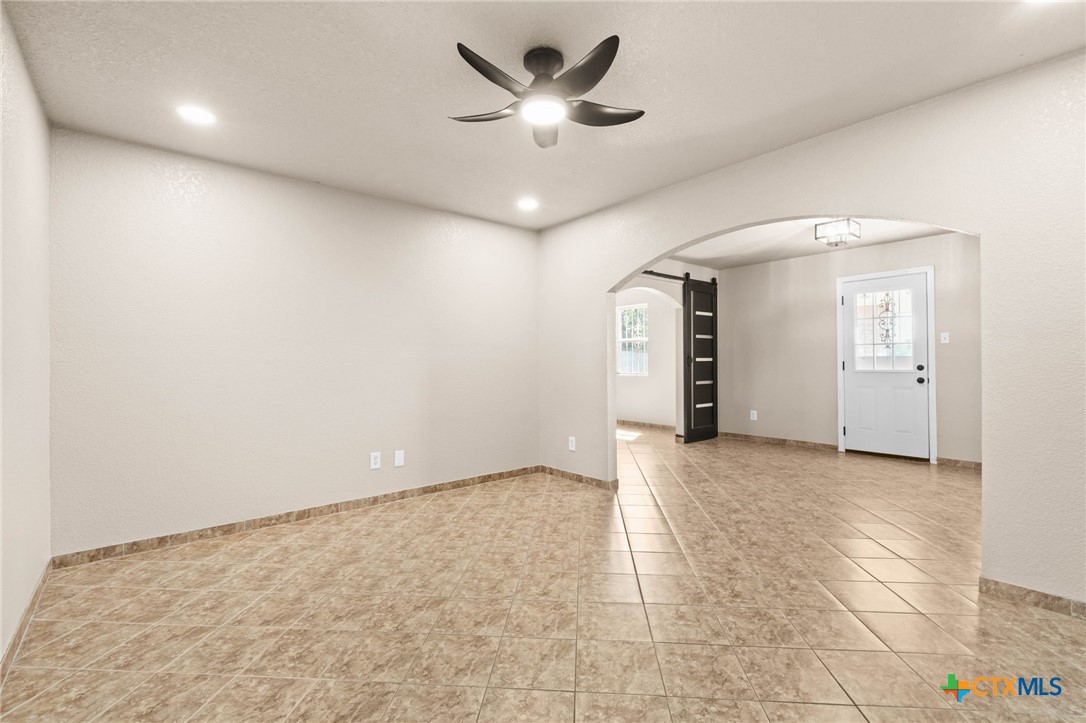 3705 Lakecrest Drive