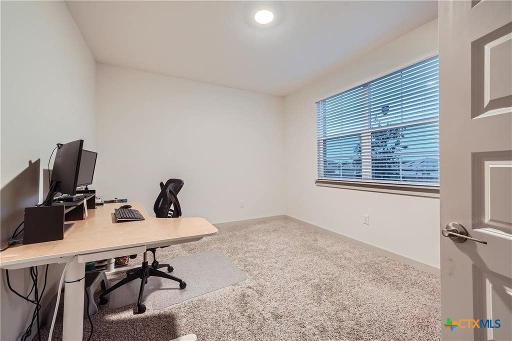 Photo of 10601 Seguin Street, Austin, TX 78754 (MLS # 617521)