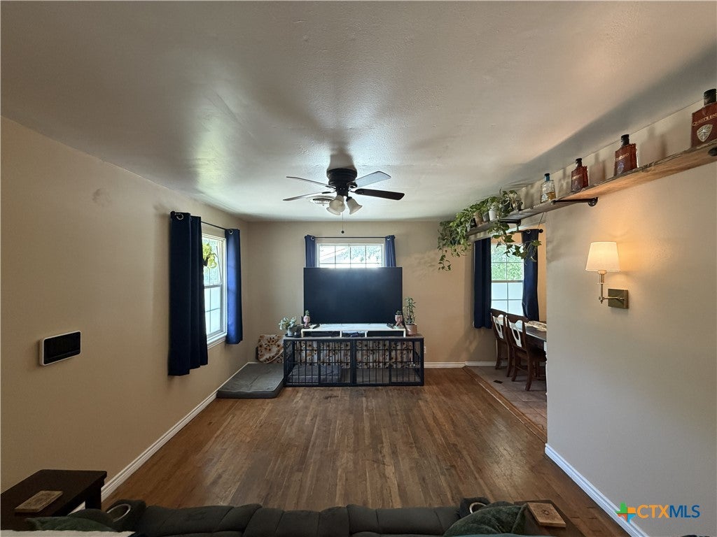 1208 Yantis Street
