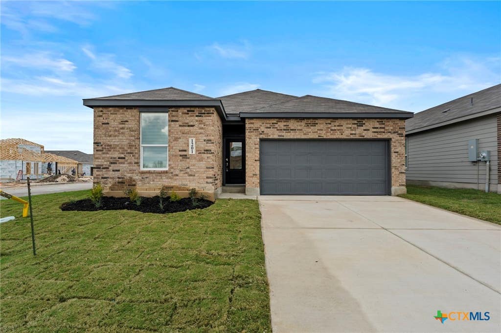 Photo of 1201 Twisted Creek, New Braunfels, TX 78130 (MLS # 611334)