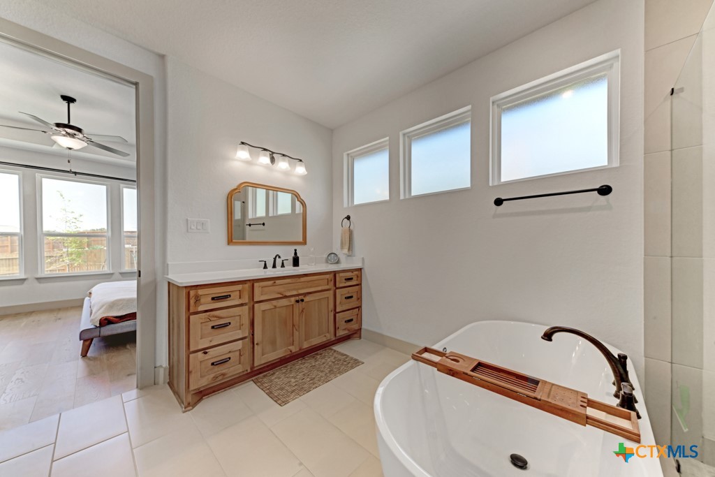 New Braunfels, Texas 78130, United States, 4 Bedrooms Bedrooms, ,2 BathroomsBathrooms,Residential,Active,100749