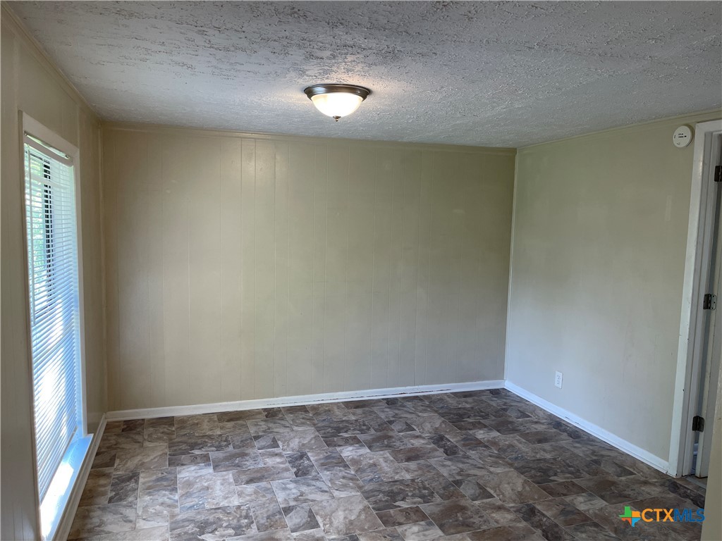 2906 June Street