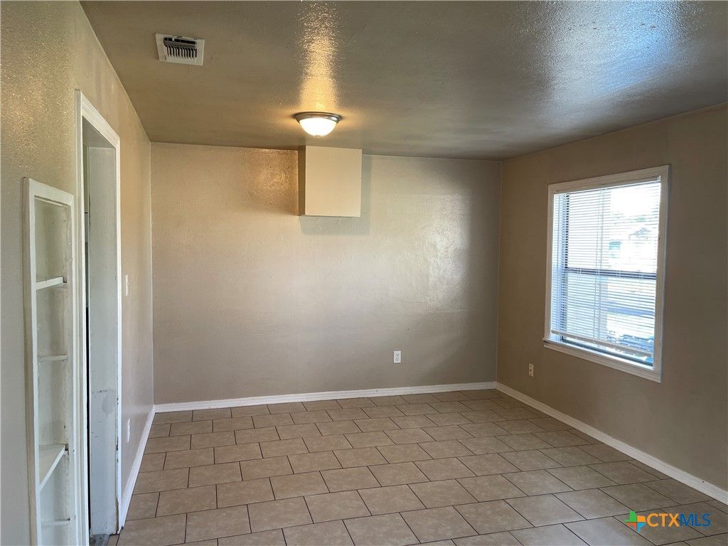 Photo of 2906 June Street, Killeen, TX 76543 (MLS # 610117)