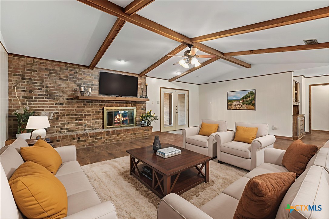 208 S Mulberry Avenue