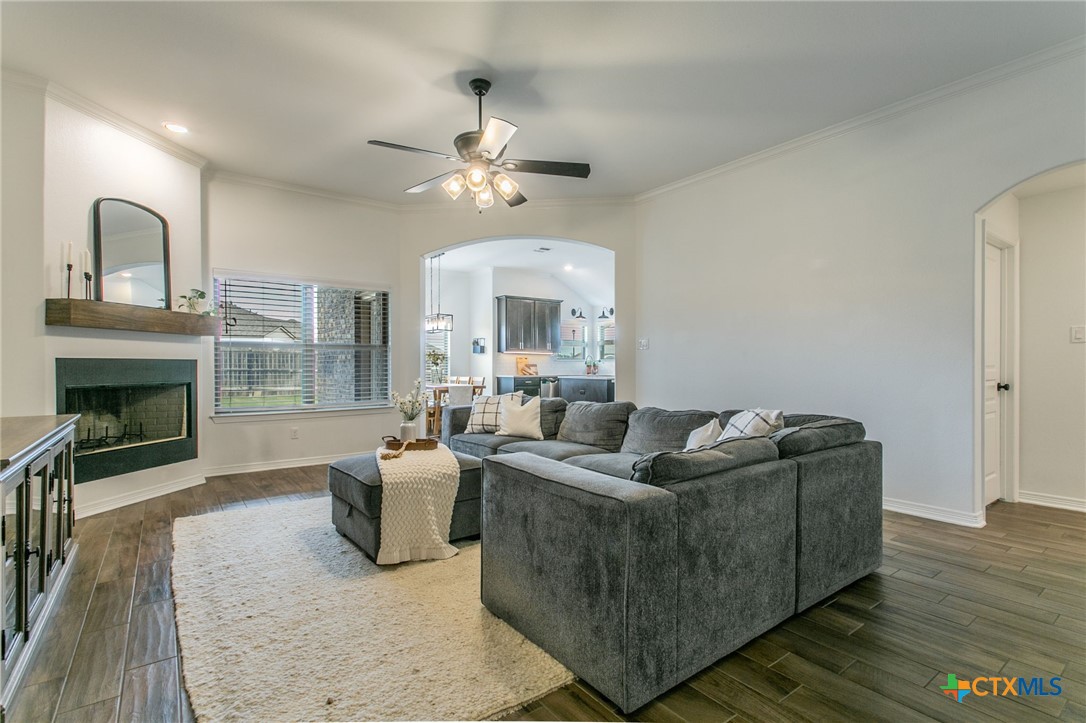 8304 Split Trail Cove