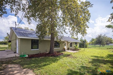 Photo of 803 Happy Haven Road, McQueeney, TX 78123 (MLS # 606414)
