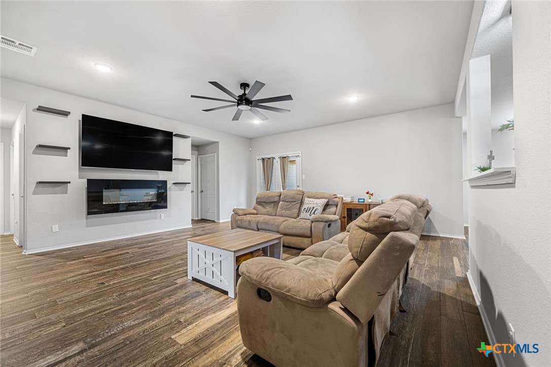 2604 Nolan Creek Street