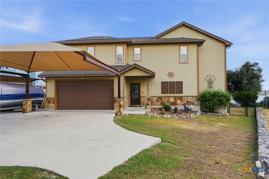 Photo of 866 Artillery Drive, Canyon Lake, TX 78133 (MLS # 622185)