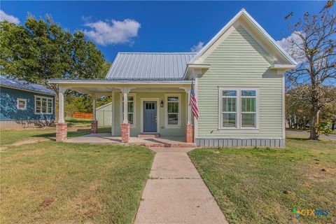 413 S Lutterloh Avenue Gatesville TX 76528