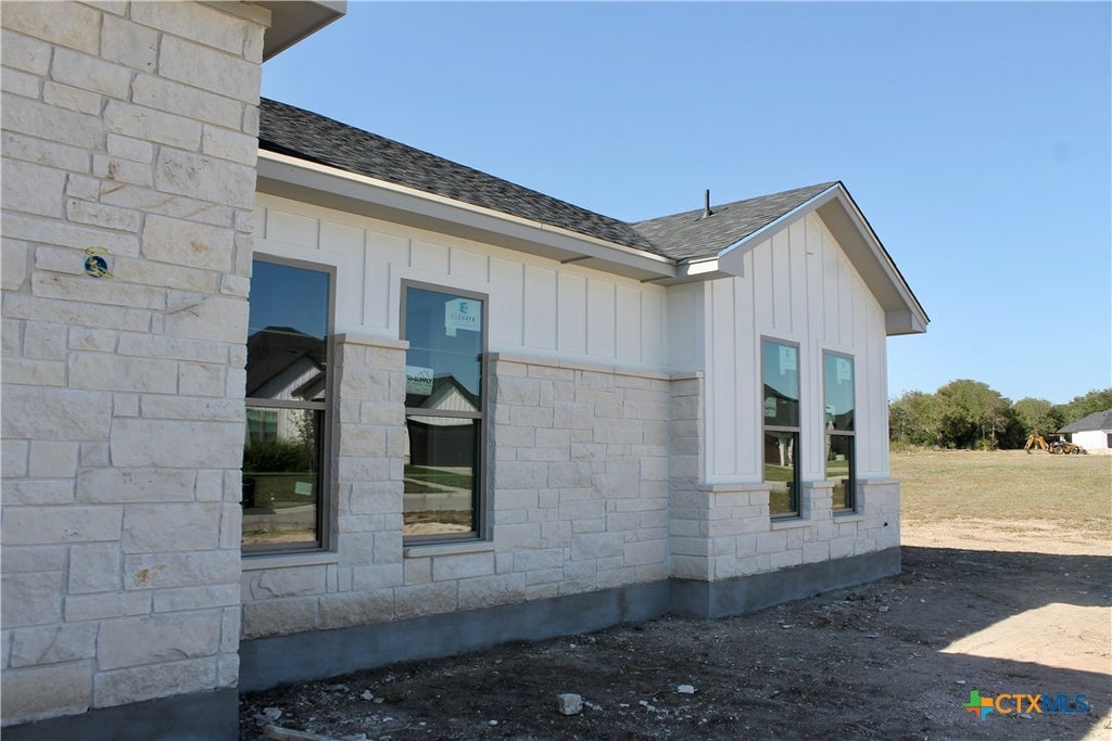 Photo of 6518 Gage Court, Temple, TX 76502 (MLS # 628383)