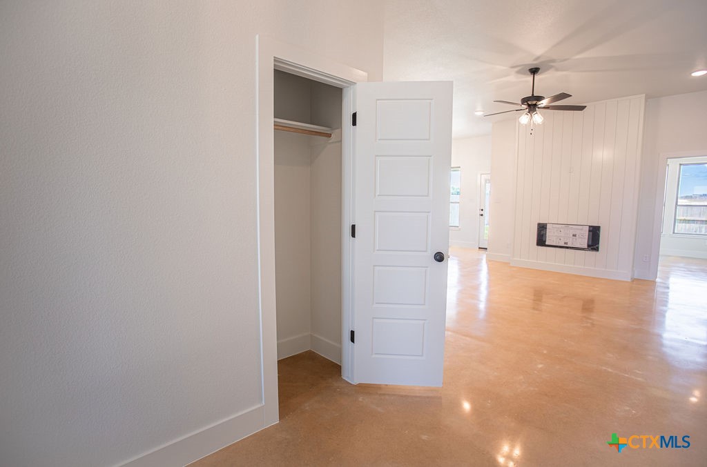 7904 Smoke Creek Lane