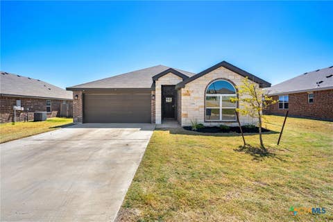 Photo of 1706 Dryden Avenue, Copperas Cove, TX 76522 (MLS # 623256)