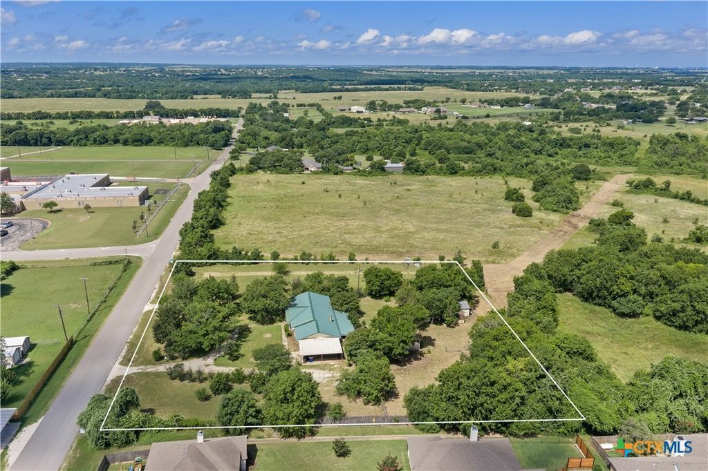 Photo of 440 Williams Road, Lorena, TX 76655 (MLS # 617353)
