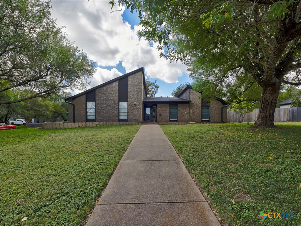 1204 Mildred Lee Lane