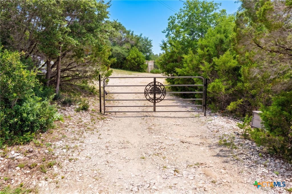 Photo of 30 Pecan Branch 2, Florence, TX 76527 (MLS # 616498)