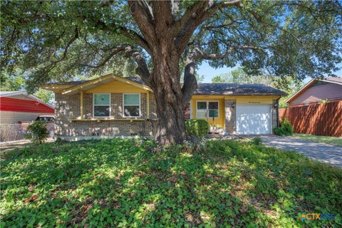 Photo of 1009 Cedar Drive, Killeen, TX 76543 (MLS # 624957)