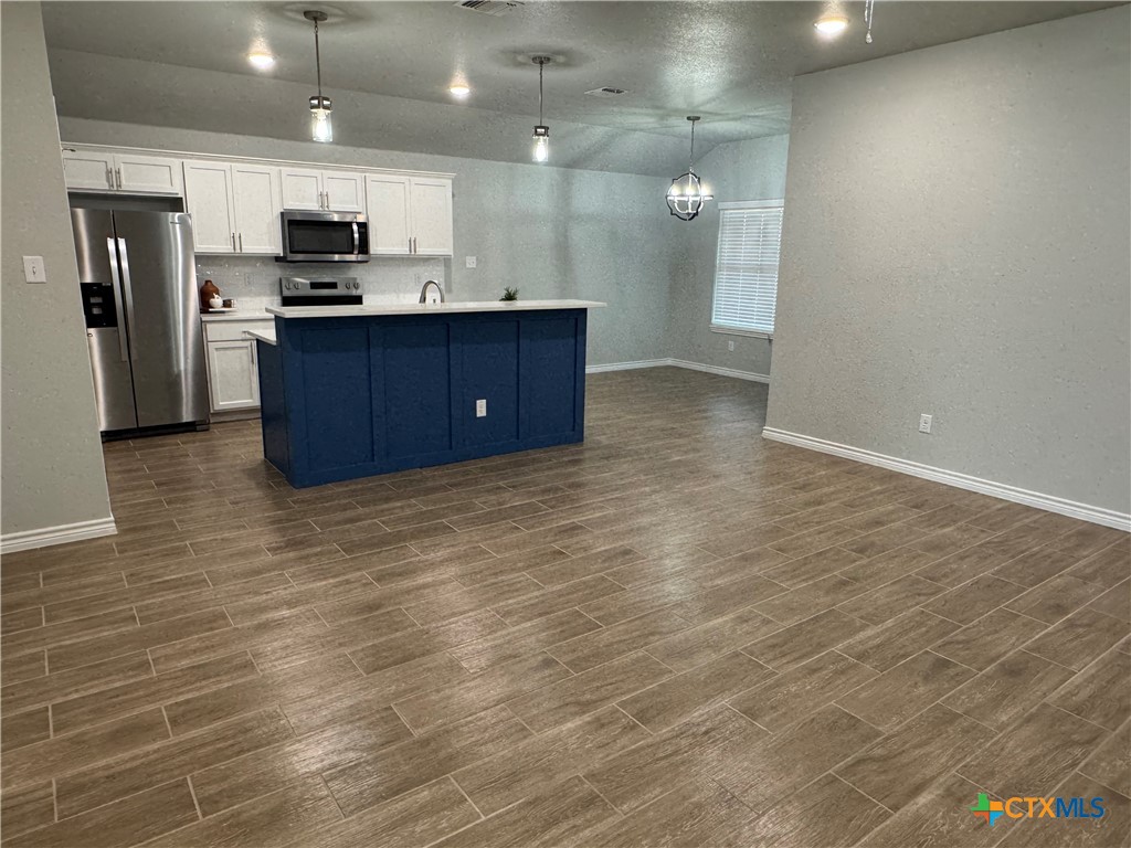 5202 White Rose Drive