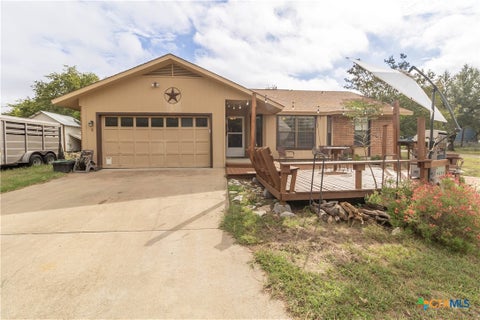 Photo of 2 N Robin Drive, Morgans Point Resort, TX 76513 (MLS # 627634)