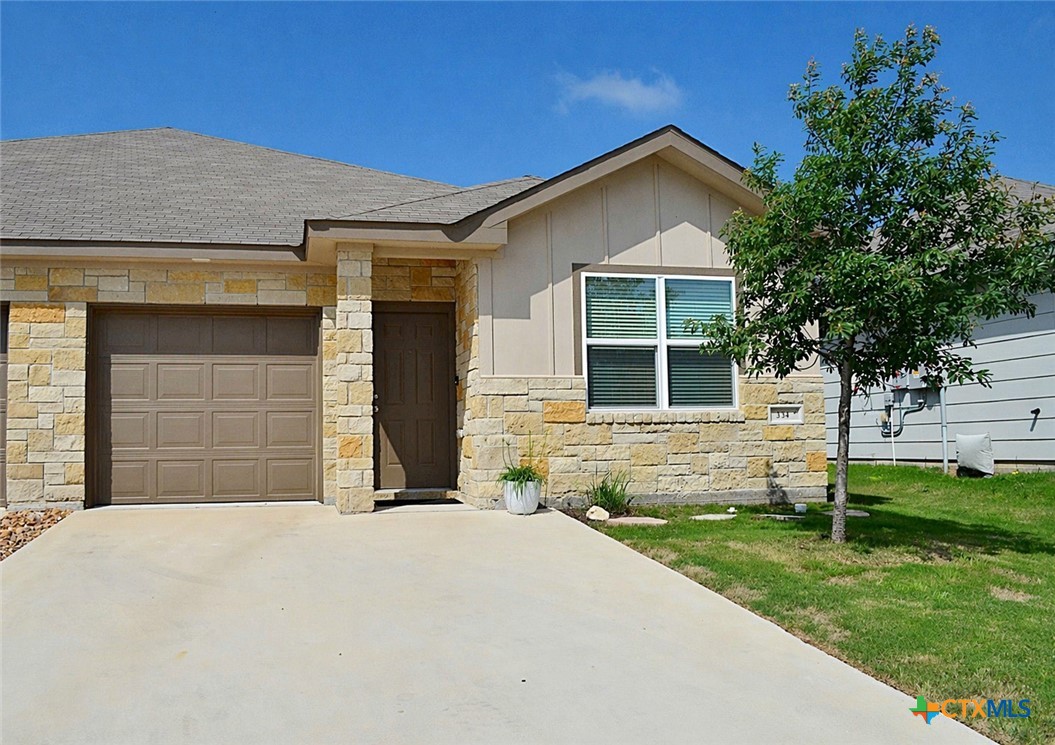 Photo 1 of 26 — 334 Green Valley Drive, Copperas Cove, TX 76522
