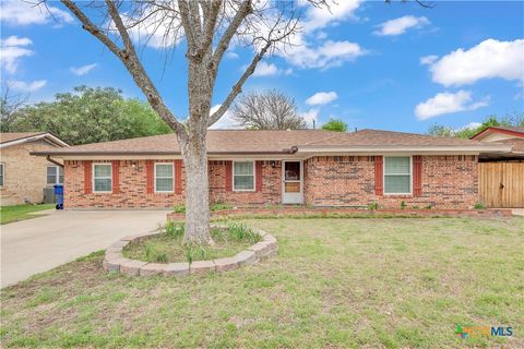 Photo of 1107 Pecan Avenue, Copperas Cove, TX 76522 (MLS # 608602)