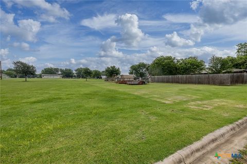 A home in Yoakum