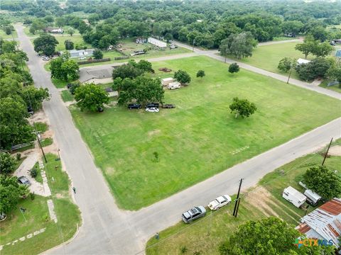 A home in Yoakum