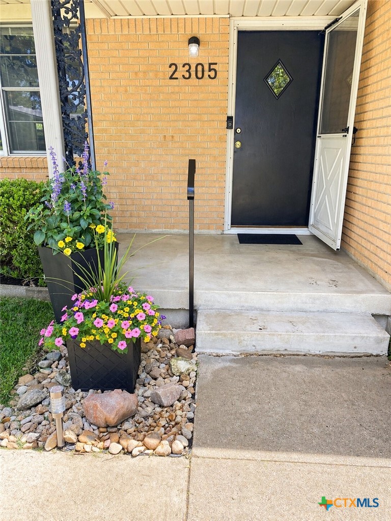 2305 Birdcreek Drive