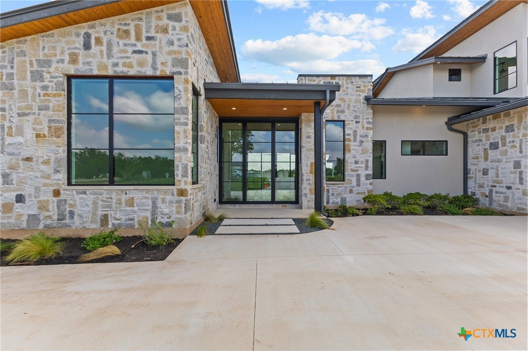 8109 Kuhn Drive