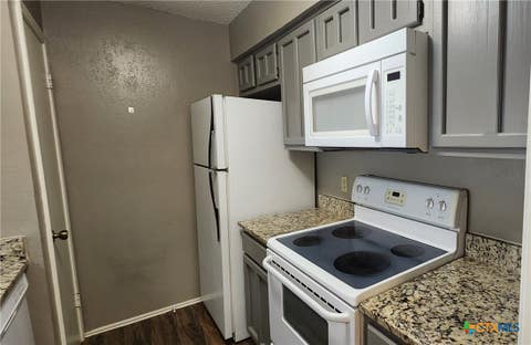 Photo of 1202 Thorpe Lane #614, San Marcos, TX 78666 (MLS # 621003)