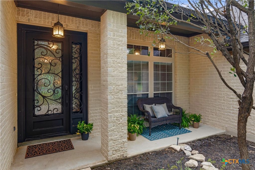 Photo of 113 Las Brisas Boulevard, Seguin, TX 78155 (MLS # 613097)