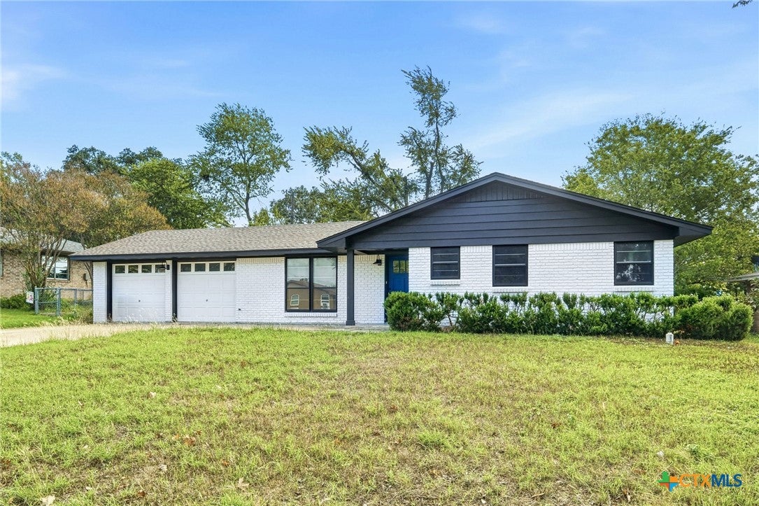 2509 Blue Jay Drive