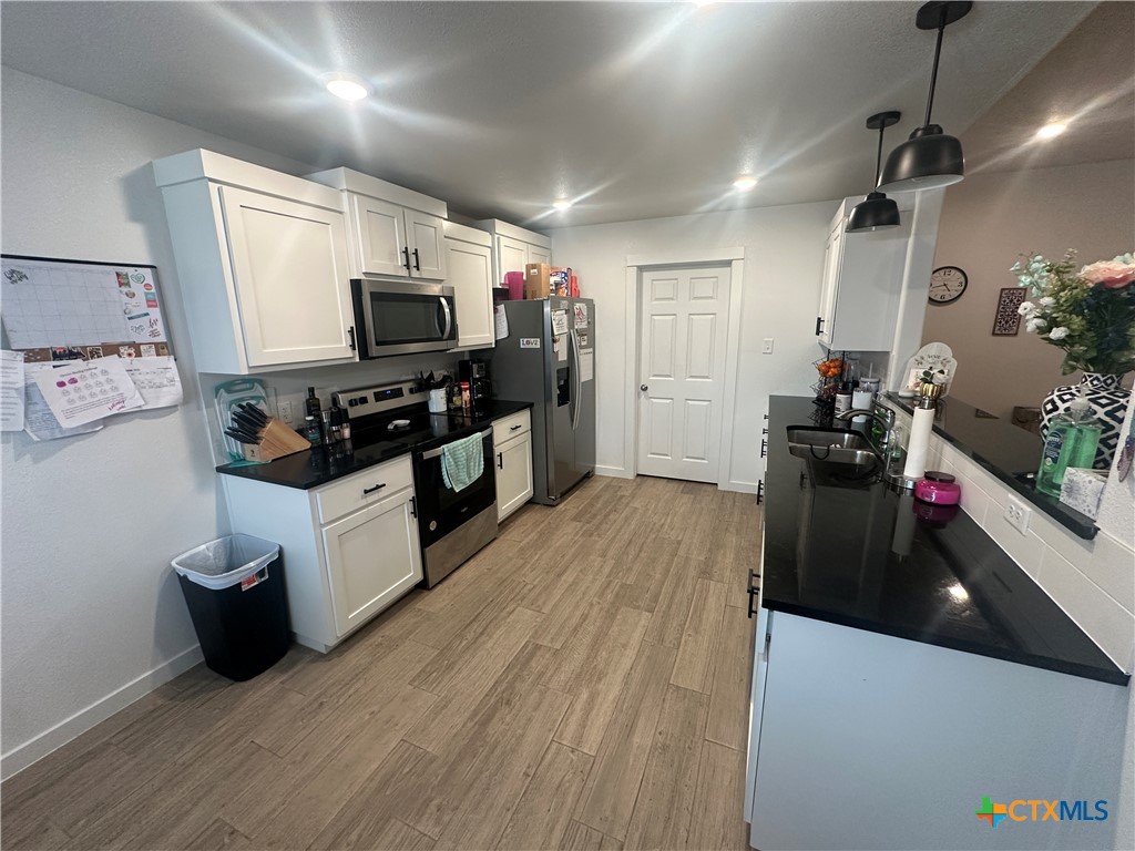 1503 Fiddle Wood Way